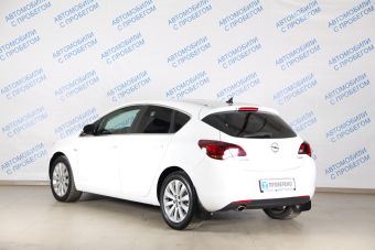 Opel Astra, 1.4 л, АКПП, 2012 фото 6