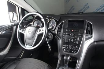 Opel Astra, 1.4 л, АКПП, 2012 фото 12