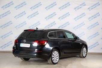 Opel Astra, 1.4 л, АКПП, 2011 фото 4