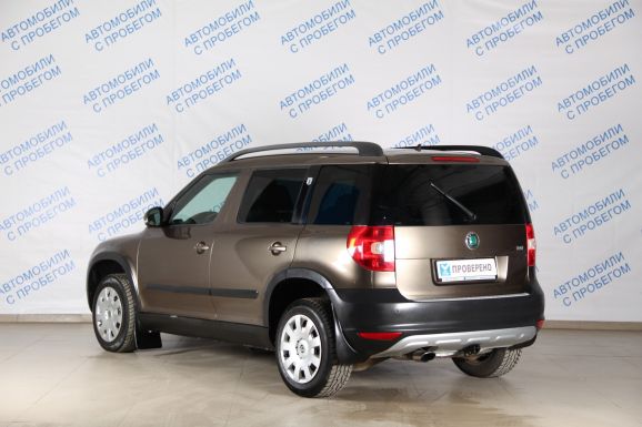 Skoda Yeti, 1.2 л, Робот, 2013 фото 6