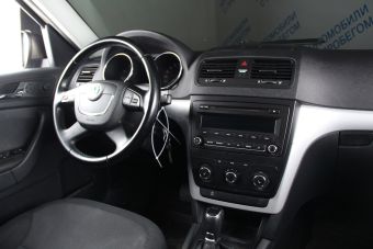 Skoda Yeti, 1.2 л, РКПП, 2013 фото 12