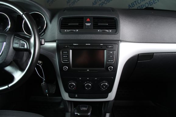 Skoda Yeti, 1.2 л, Робот, 2012 фото 9