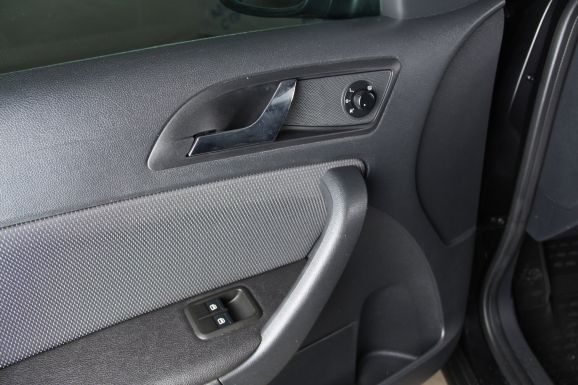 Skoda Yeti, 1.2 л, Робот, 2012 фото 10