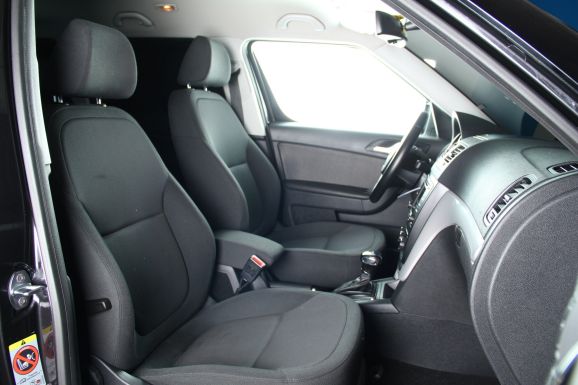 Skoda Yeti, 1.2 л, Робот, 2012 фото 2