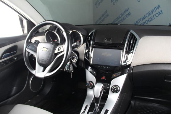 Chevrolet Cruze LTZ, 1.8 л, АТ, 2013 фото 12