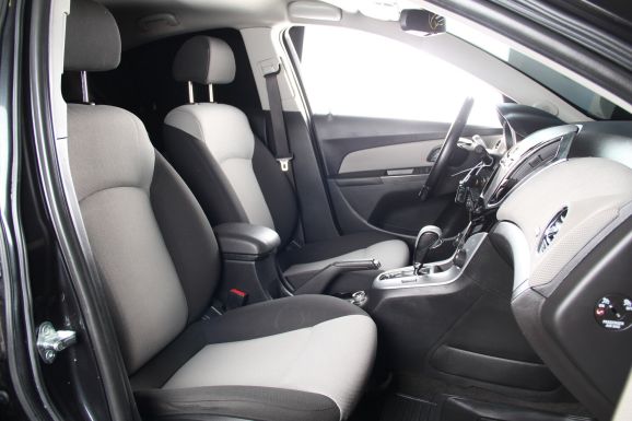 Chevrolet Cruze LTZ, 1.8 л, АТ, 2013 фото 2