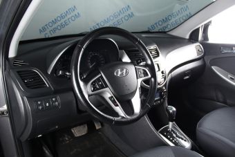 Hyundai Solaris Family, 1.6 л, АКПП, 2013 фото 9