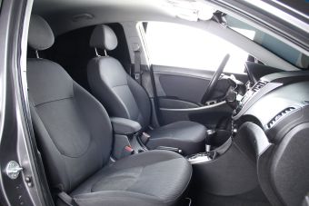 Hyundai Solaris Family, 1.6 л, АКПП, 2013 фото 2