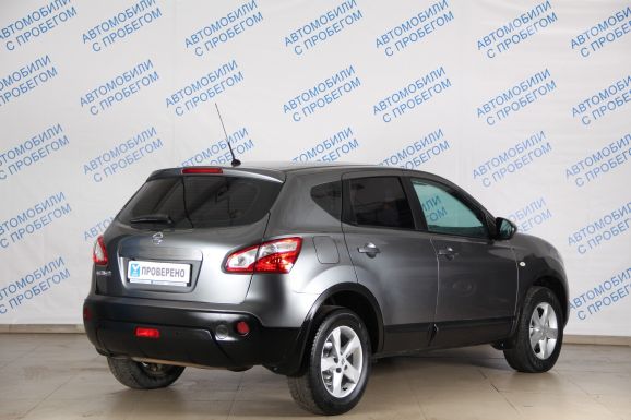 Nissan Qashqai, 2.0 л, Вариатор, 2011 фото 4