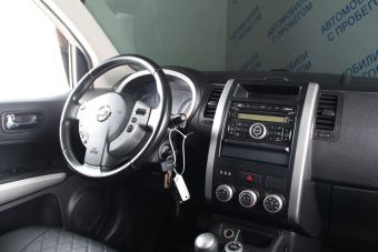 Nissan X-Trail, 2.0 л, МКПП, 2011 фото 13