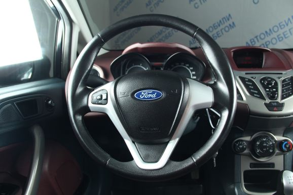 Ford Fiesta, 1.4 л, МТ, 2013 фото 11