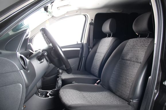 Renault Duster LE Adventure, 2.0 л, МТ, 2012 фото 8