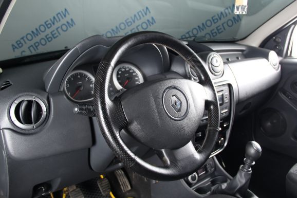 Renault Duster LE Adventure, 2.0 л, МТ, 2012 фото 9