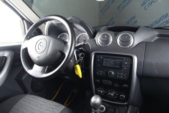 Renault Duster LE Adventure, 2.0 л, МКПП, 2012 фото 12