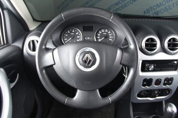 Renault Sandero Stepway, 1.6 л, МТ, 2013 фото 10
