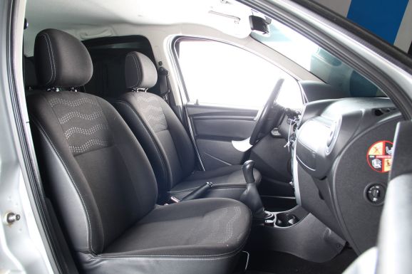 Renault Sandero Stepway, 1.6 л, МТ, 2013 фото 2