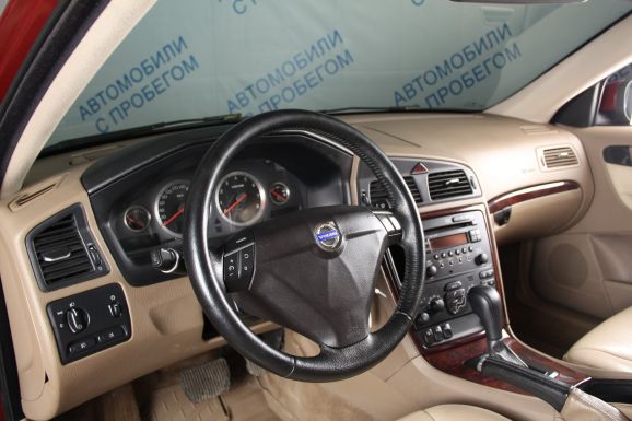 Volvo S60, 2.4 л, АТ, 2007 фото 9