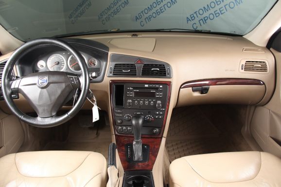 Volvo S60, 2.4 л, АТ, 2007 фото 10