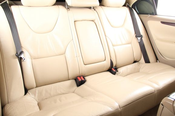 Volvo S60, 2.4 л, АТ, 2007 фото 1