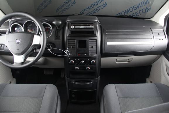 Dodge Caravan, 3.3 л, АТ, 2009 фото 10