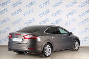 Ford Mondeo, 2.0 л, РКПП, 2012 фото 4