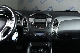 Hyundai ix35, 2.0 л, АКПП, 2013 фото 2