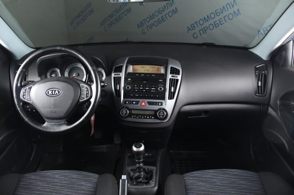 Kia Ceed Люкс плюс, 1.6 л, МТ, 2008 фото 9