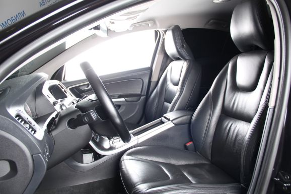 Volvo S60, 1.6 л, АТ, 2012 фото 8