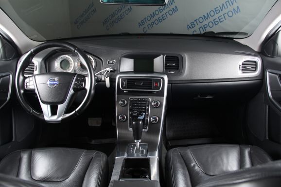 Volvo S60, 1.6 л, АТ, 2012 фото 10
