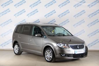 Volkswagen Touran, 2.0 л, РКПП, 2010 фото 5