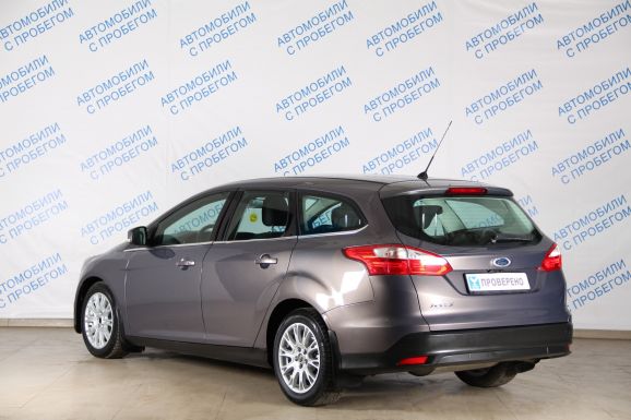 Ford Focus, 1.6 л, Робот, 2013 фото 6