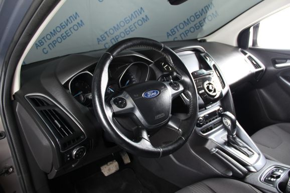 Ford Focus, 1.6 л, Робот, 2013 фото 9