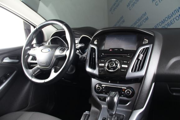 Ford Focus, 1.6 л, Робот, 2013 фото 12