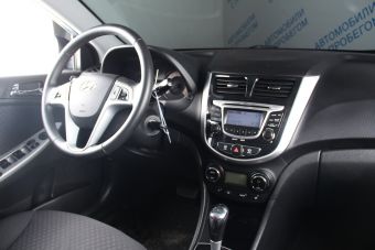 Hyundai Solaris, 1.4 л, АКПП, 2014 фото 12