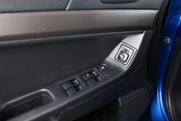 Mitsubishi Lancer, 1.8 л, Вариатор, 2012 фото 7