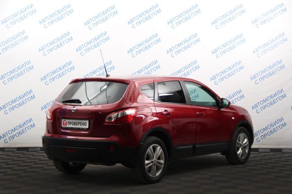 Nissan Qashqai LE+, 2.0 л, Вариатор, 2012 фото 5