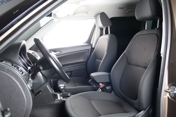 Skoda Yeti, 1.8 л, Робот, 2013 фото 8