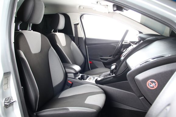 Ford Focus, 2.0 л, Робот, 2013 фото 2