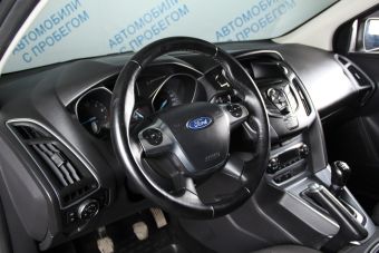 Ford Focus, 1.6 л, МКПП, 2013 фото 9