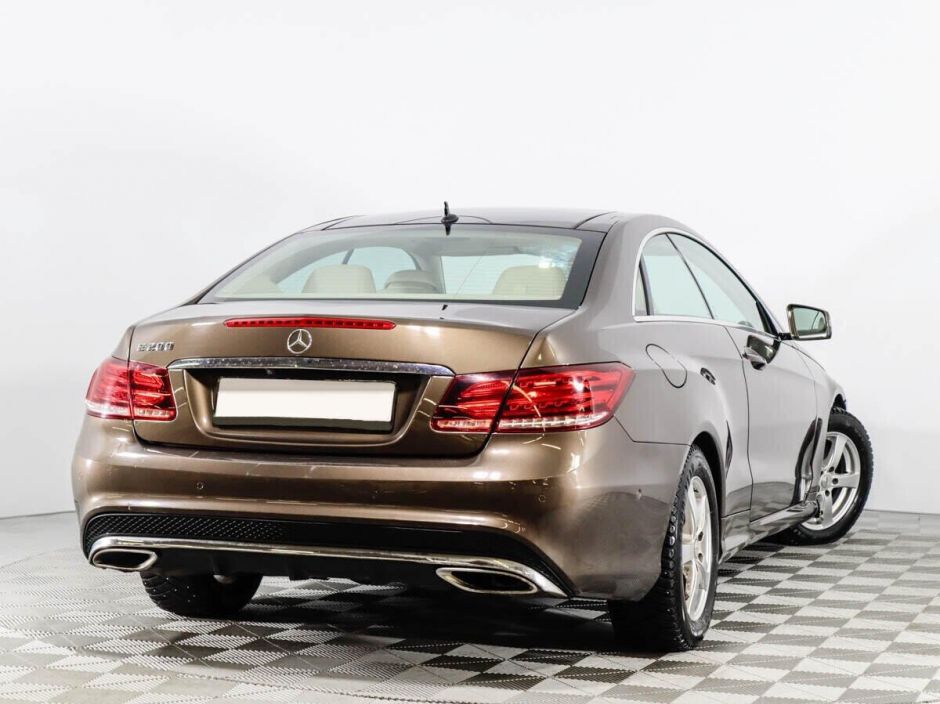 Mercedes-Benz E-Класс, 2.0 л, АТ, 2016 фото 4