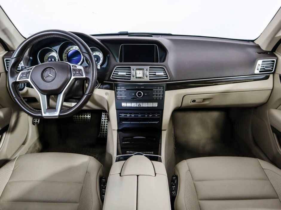 Mercedes-Benz E-Класс, 2.0 л, АТ, 2016 фото 8