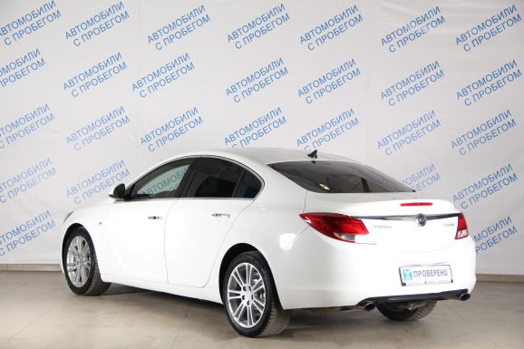 Opel Insignia, 2.0 л, АТ, 2011 фото 6