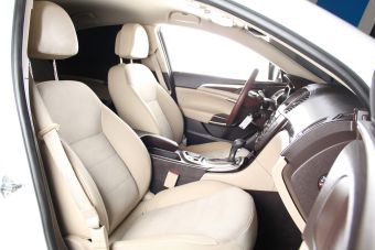 Opel Insignia, 2.0 л, АКПП, 2011 фото 2