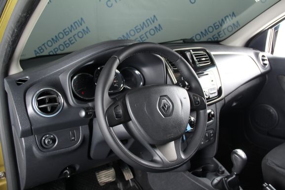 Renault Sandero, 1.6 л, Робот, 2015 фото 9