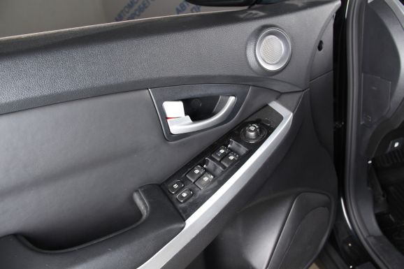 SsangYong Actyon, 2.0 л, АТ, 2014 фото 7