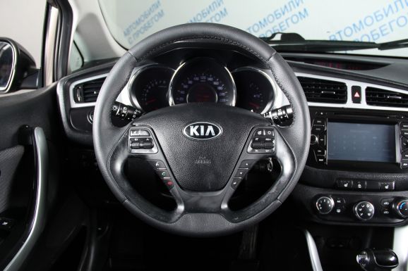 Kia Ceed Comfort, 1.6 л, АТ, 2012 фото 8