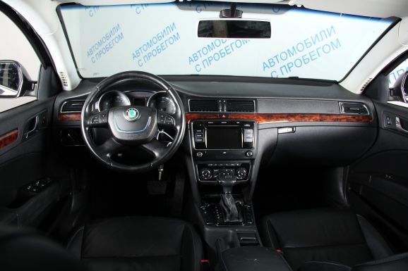 Skoda Superb, 1.8 л, Робот, 2012 фото 12