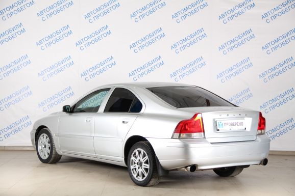 Volvo S60, 2.5 л, АТ, 2008 фото 6