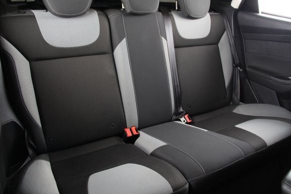 Ford Focus, 2.0 л, Робот, 2014 фото 1