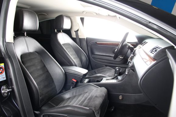 Volkswagen Passat CC, 1.8 л, Робот, 2013 фото 2